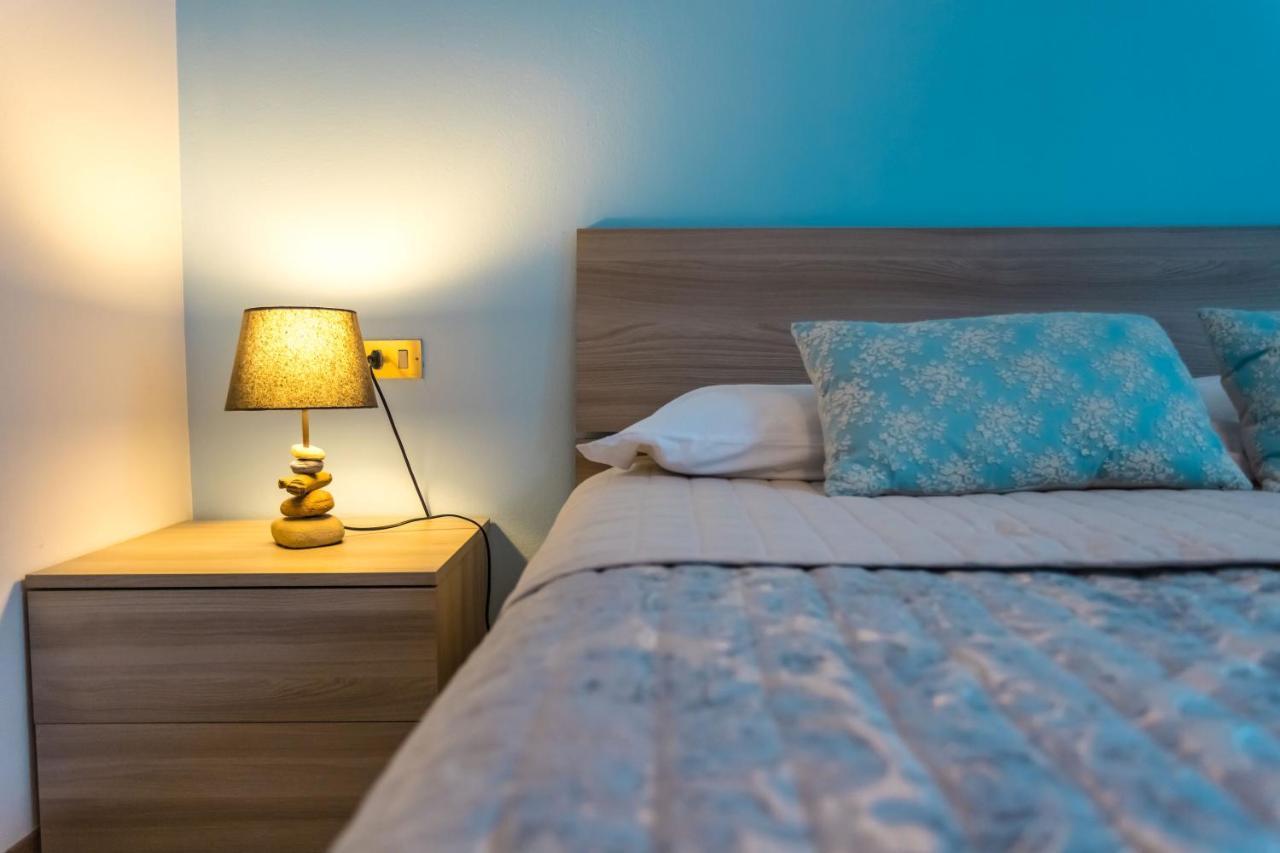 Porto Azzurro Apartment Varenna Dış mekan fotoğraf