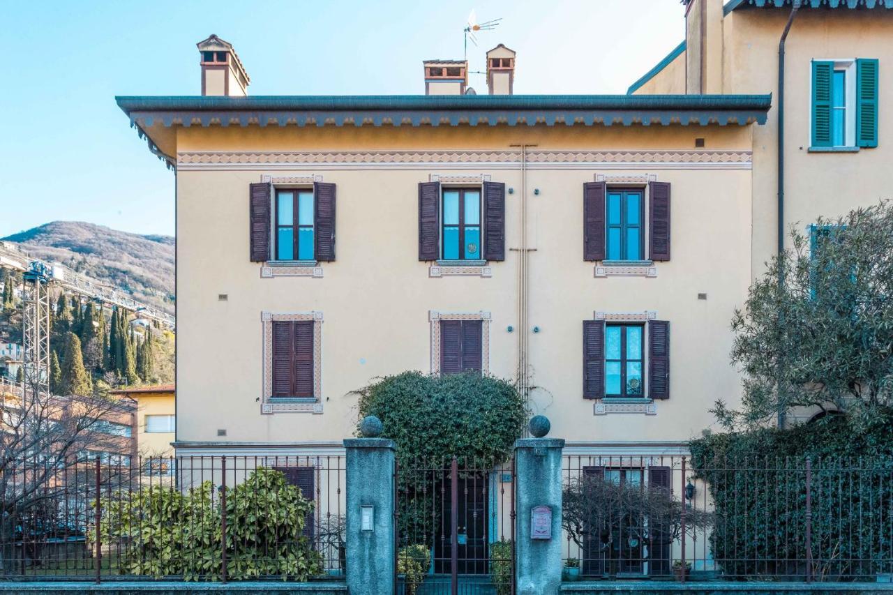 Porto Azzurro Apartment Varenna Dış mekan fotoğraf